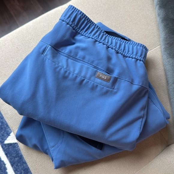 BUNDLE Figs Men’s Tansen Jogger Scrub Pants in ceil blue size medium short M/S - Picture 11 of 11